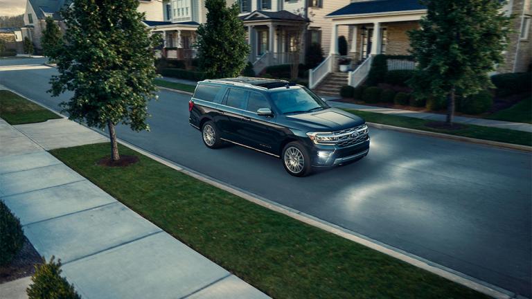 2024 Ford Expedition in black.